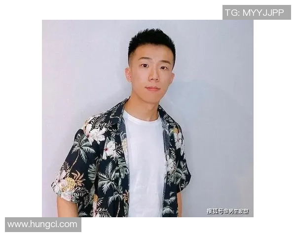 足球球星发型大比拼男生潮流发型趋势引领时尚风潮